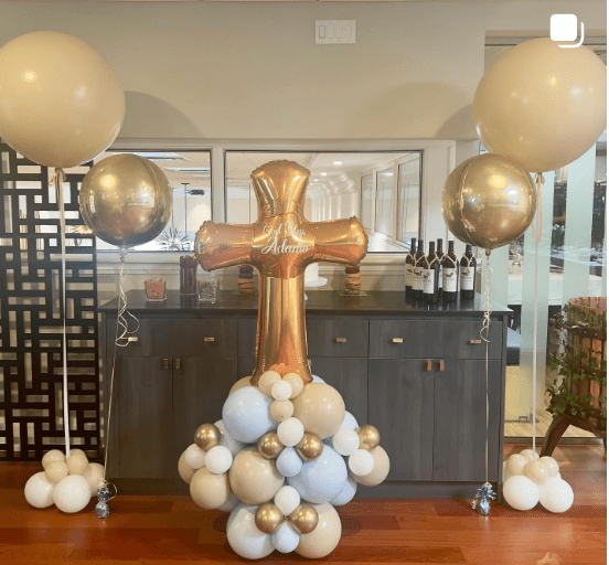 RELIGIOUS DECOR: Cross Sculpture Balloon Backdrop - Special Surprise Events