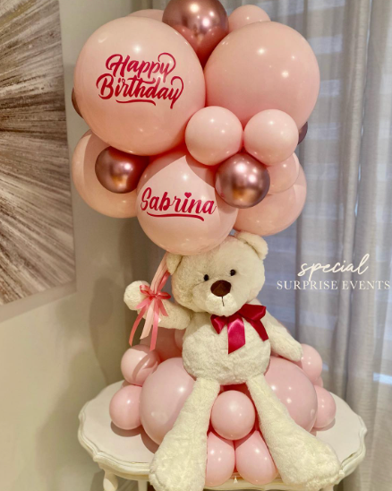 happy birthday balloon bear topiary