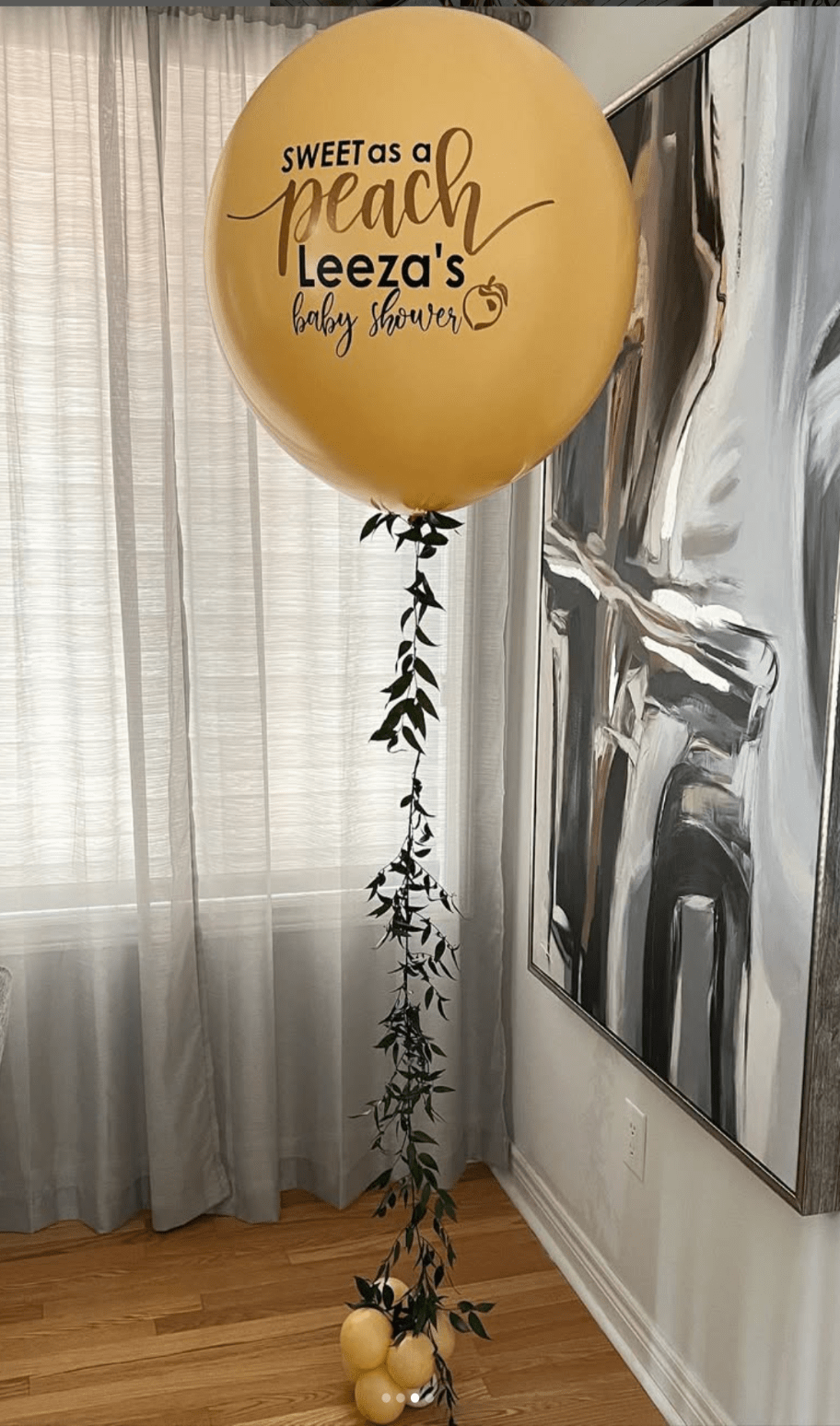 JUMBO BALLOONS Jumbo Balloon with Vines - Special Surprise Events