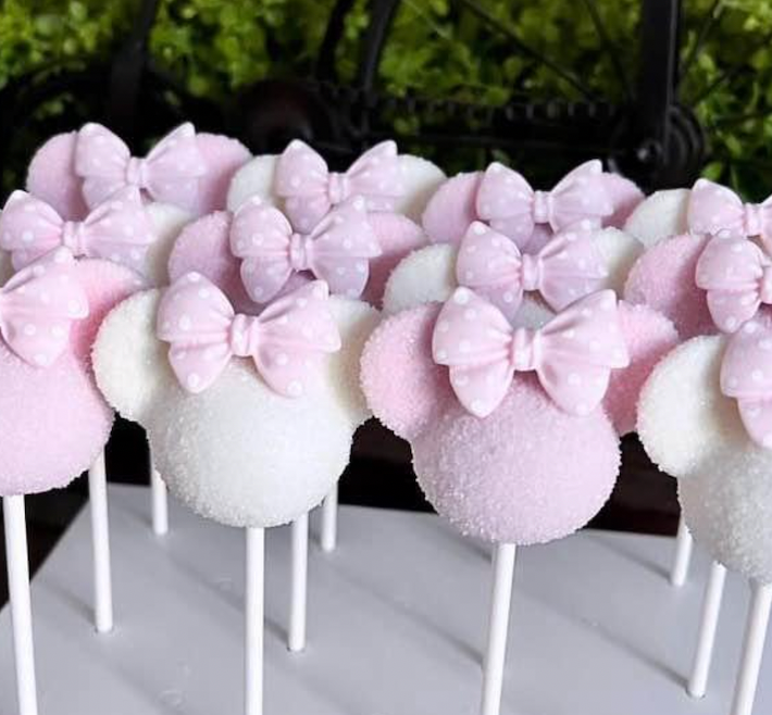 SWEET BOUTIQUE:  Cake Pops