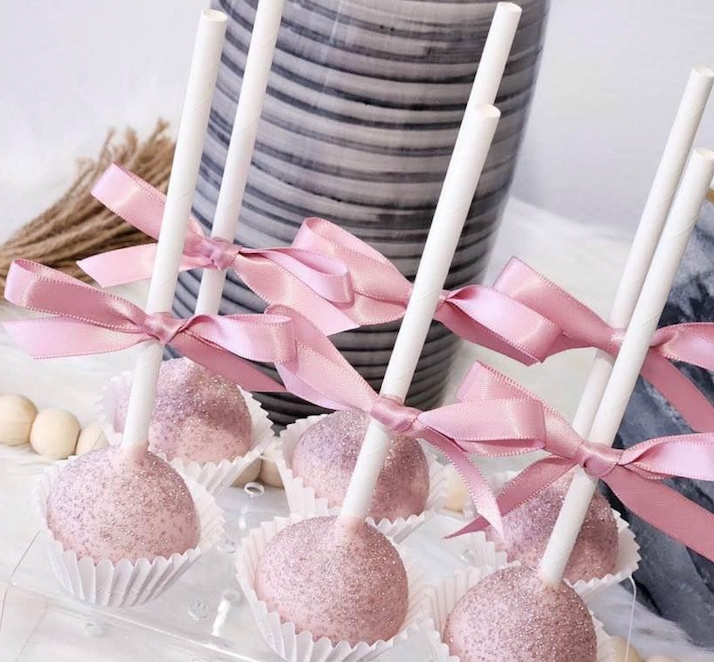 SWEET BOUTIQUE:  Cake Pops