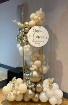 Entrance Stands and Eisels